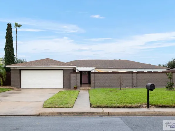 1215 Bluebonnet Dr, Brownsville, TX 78521