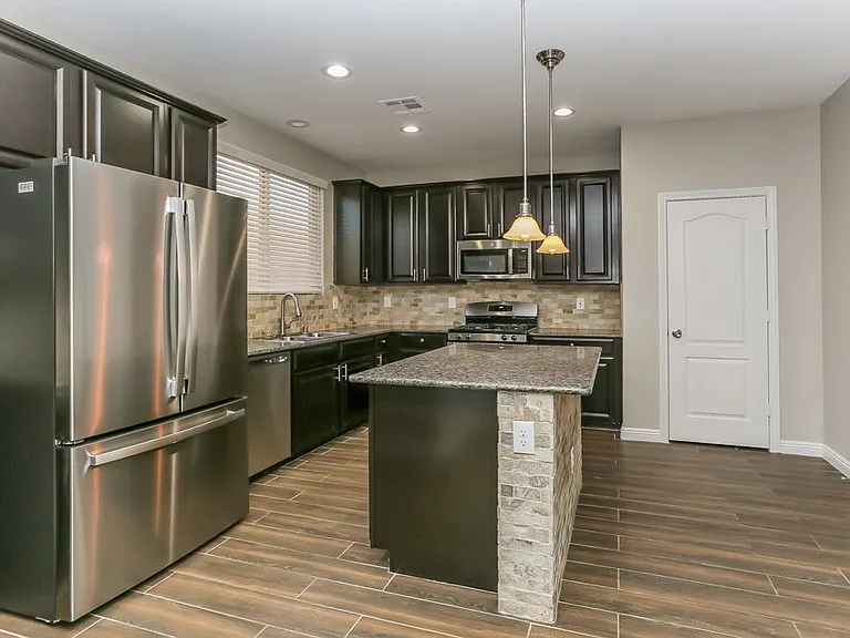 7215 Mulberry Forest St — Photo 7