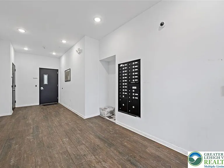123 N Lumber St #1A — Photo 3