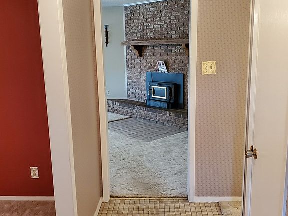 3rd image of 3534 Judith Ln