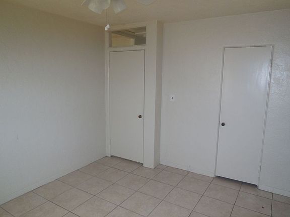 5th image of 2727 30th Ave N