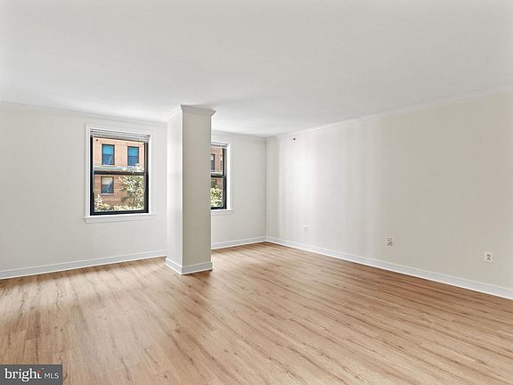 3rd image of 616 E E St NW #407