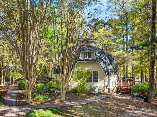 1251 White Oak Dr, White Plains, GA 30678