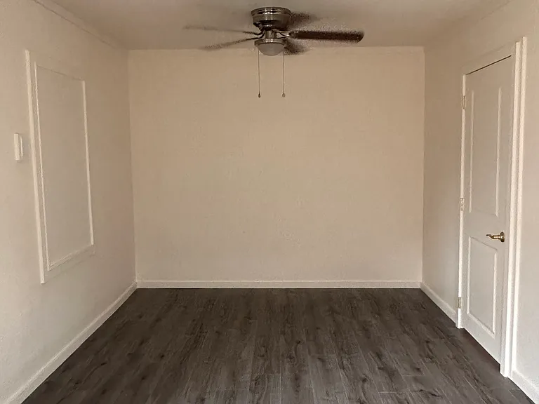 Alvin Apartments — Photo 52