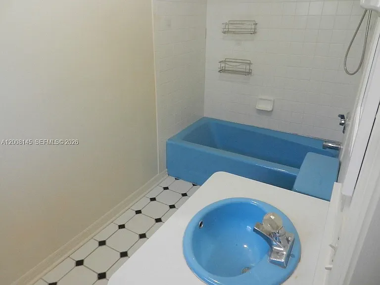 18950 SW 240th St — Photo 59