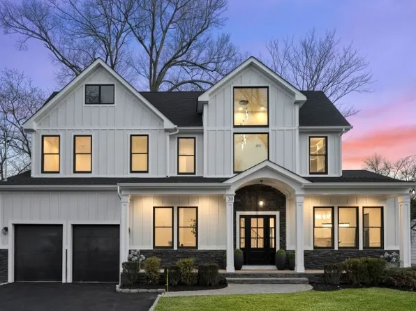 39 Beverly Rd, Livingston Twp., NJ 07039