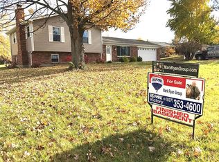 6882 Dimmick Rd, West Chester, OH 45069