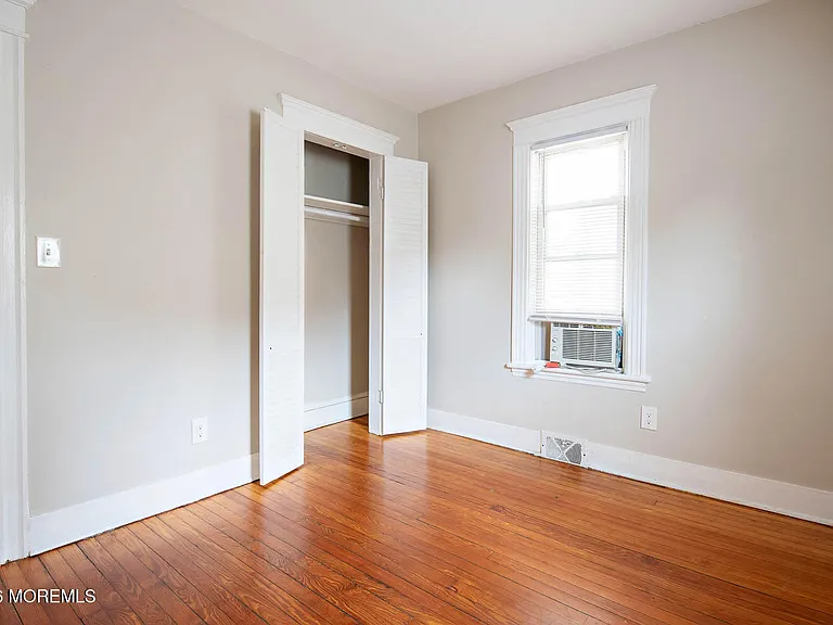 1209 2nd Ave #CARRIAGE — Photo 14