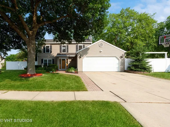 3S081 Sunset Dr, Warrenville, IL 60555