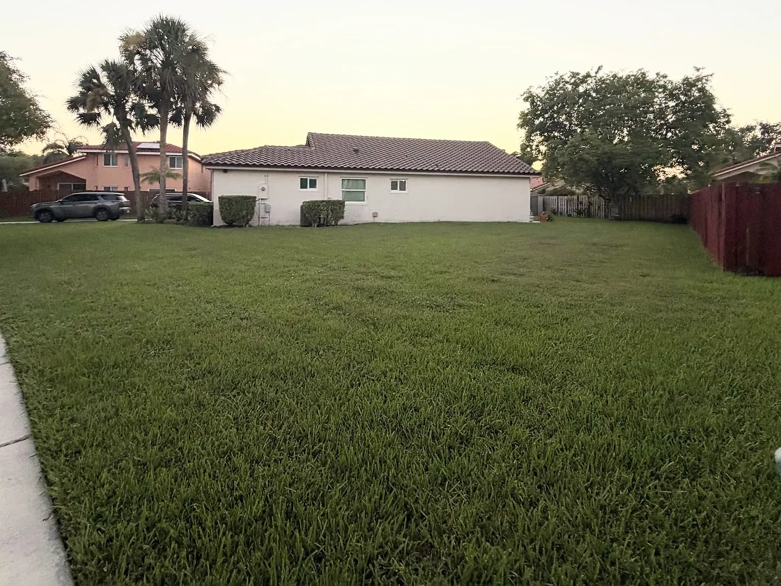 3 bed, 1867 sqft, $4,200 — Photo 2