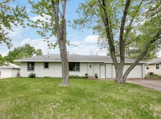 11051 Xavis St NW, Coon Rapids, MN 55433