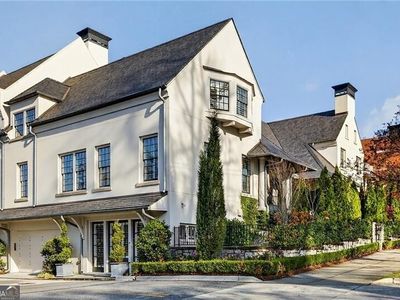 201 Dovecrest Dr, Atlanta, GA, 30305