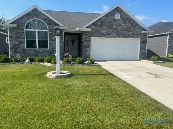 7815 Braeburn Rd, Holland, OH 43528