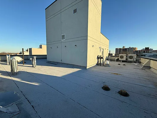 Rented by ERNY LLC | media 13