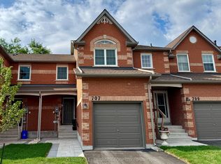 707 Caradonna Cres, Newmarket, ON L3X1W5