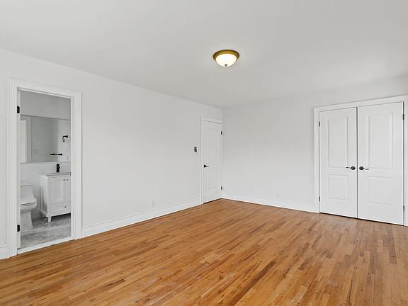 4th image of 4103 Bronxwood Ave #W