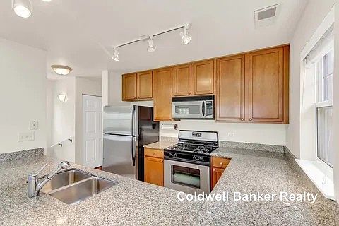 4th image of 1105 N Crosby St APT C