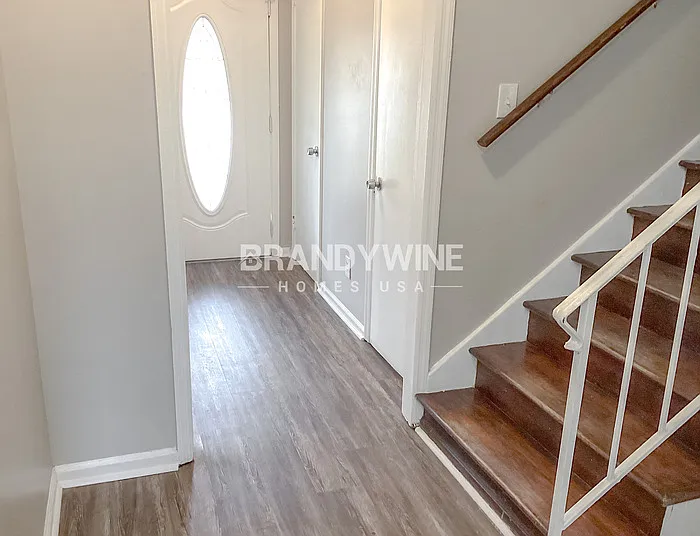 6232 Lance Ln — Photo 3