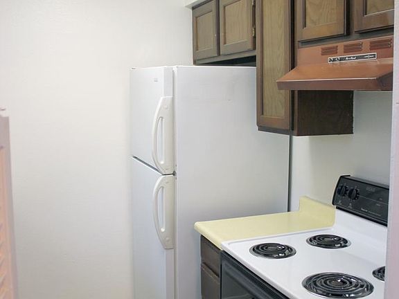 3rd image of 6648 E Calle La Paz