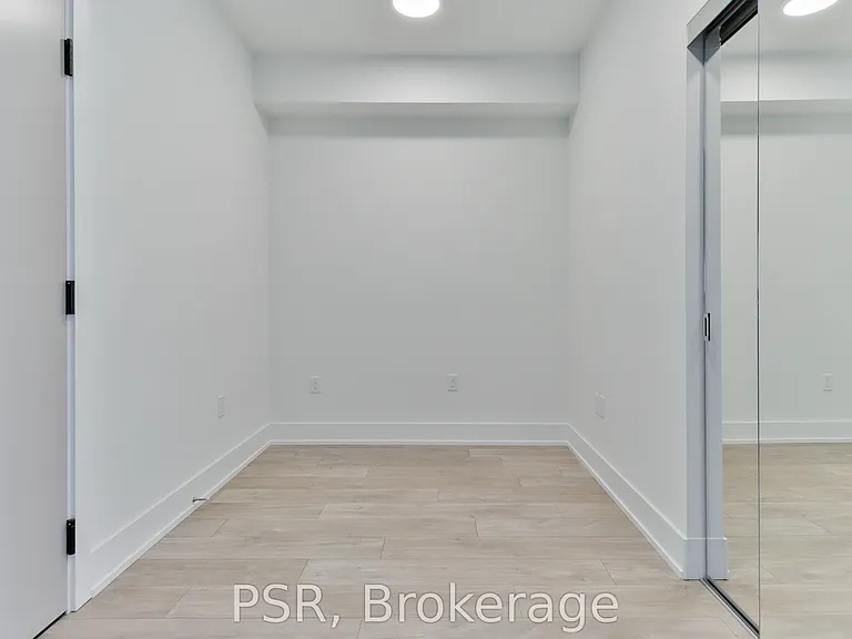 858 Dupont St #733 — Photo 21