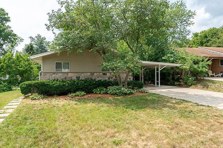 1st image of 1025 Morningside Dr