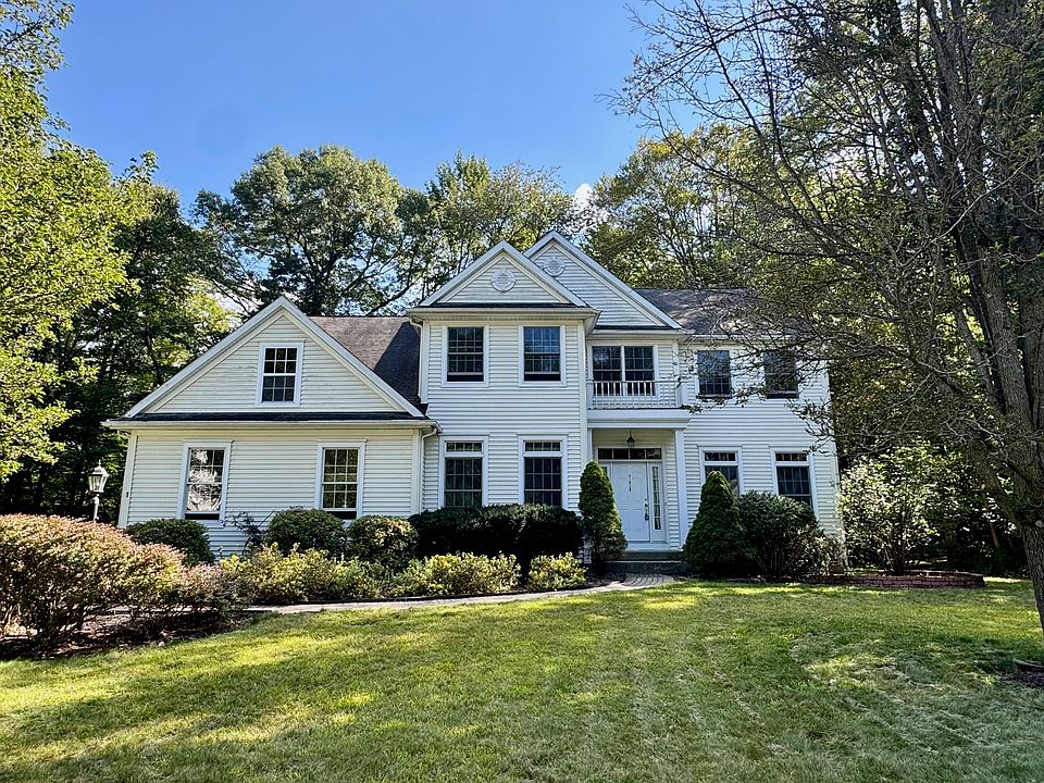 1st image of 1 Dawson Ln