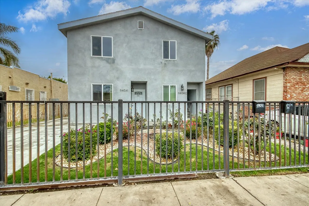 4 bed, 1419 sqft, $4,000 — Photo 1