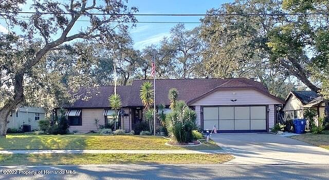 1st image of 1315 Deltona Blvd