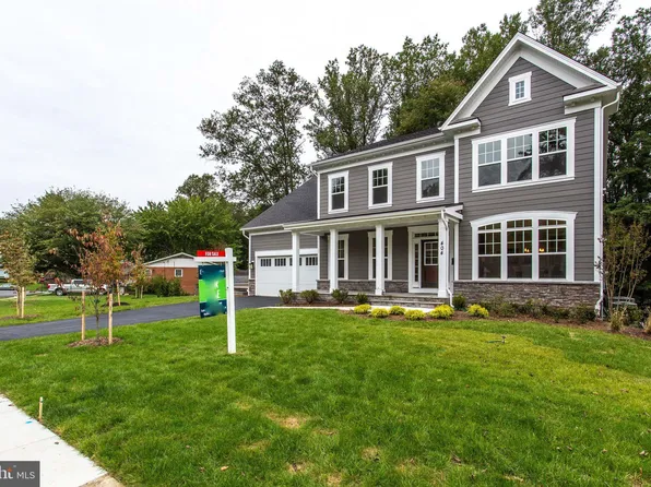 6501 33rd St, Falls Church, VA 22043