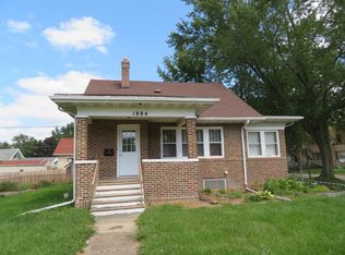 1804 W 4th St, Waterloo, IA 50701