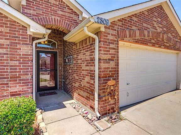 3rd image of 2809 Watercress Dr