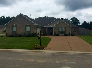 102 Livingston Way, Jackson, TN 38305