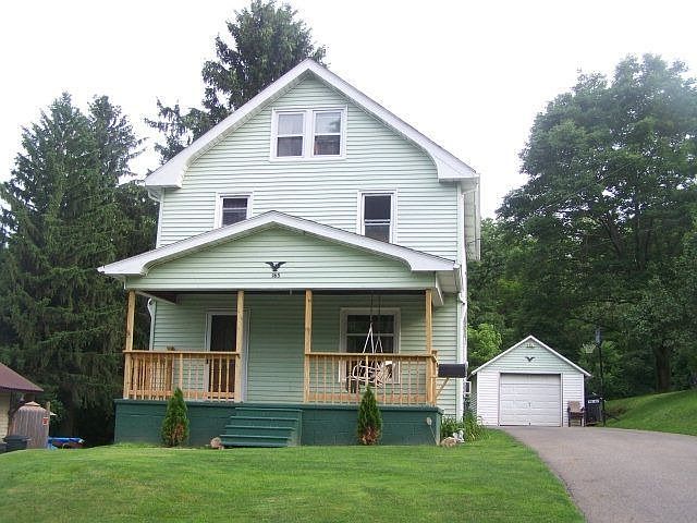 1st image of 165 Oak St