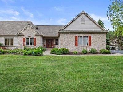 W51N582 Cedar Reserve CIRCLE, Cedarburg, WI, 53012