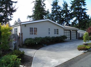 2057 Victoria Ave, Port Townsend, WA 98368