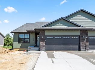 3850 Quail Trail Dr, Marion, IA 52302