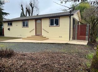 1977 J St, Springfield, OR 97477