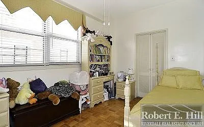 Sold by Robert E. Hill 