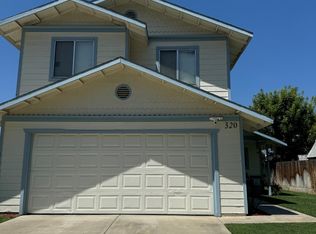 320 B St, Lemoore, CA 93245