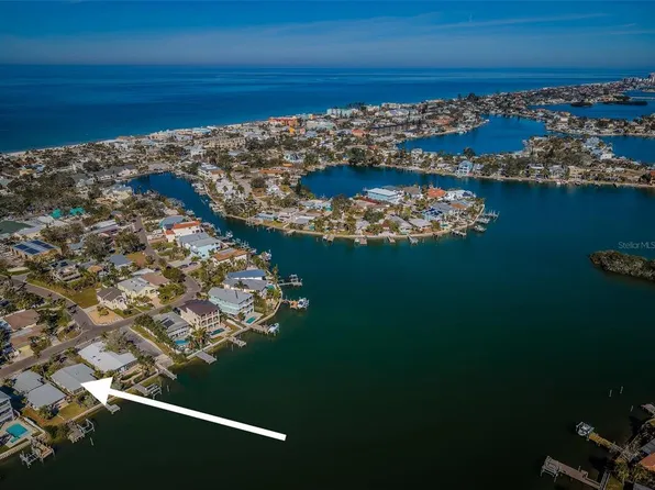 1215 Bay Shore Blvd #11, Indian Rocks Beach, FL 33785