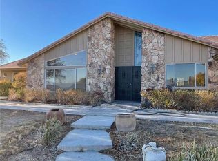 16332 Muni Rd, Apple Valley, CA 92307