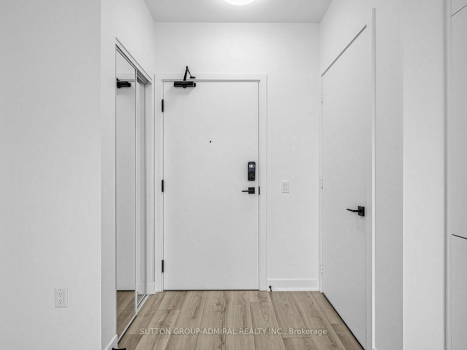 1 bed, $2,250 — Photo 4