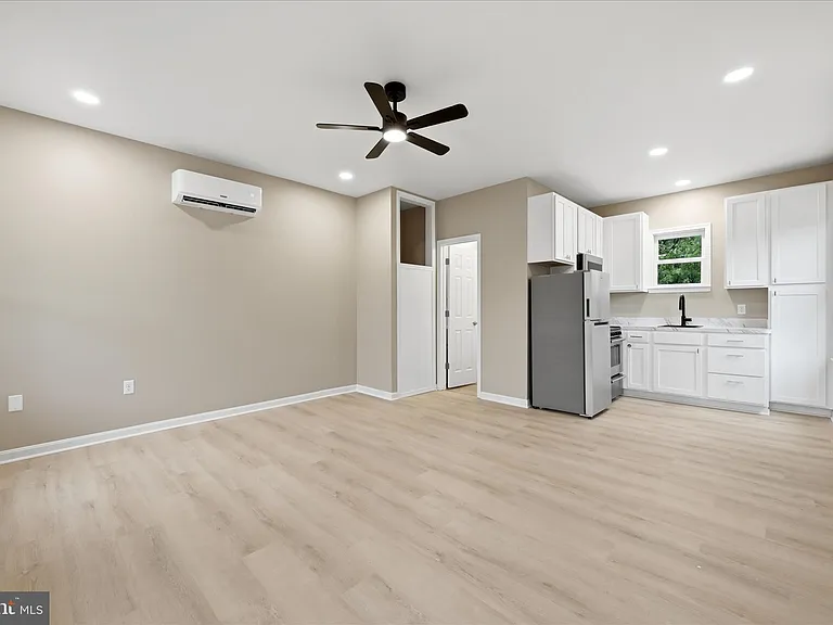 222 S Kent St — Photo 6