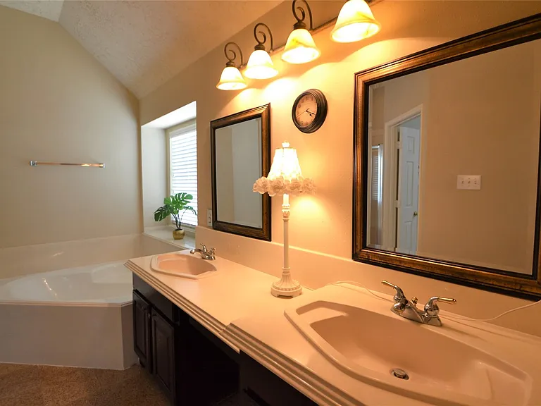 1514 Coyote Hills Ln — Photo 25