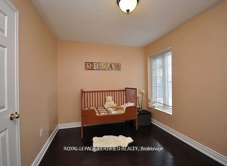 426 Orange Walk Cres — Photo 22