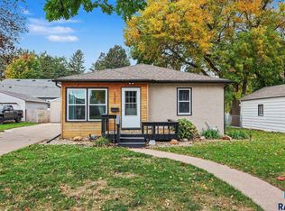 1301 S Gary Dr, Sioux Falls, SD 57103