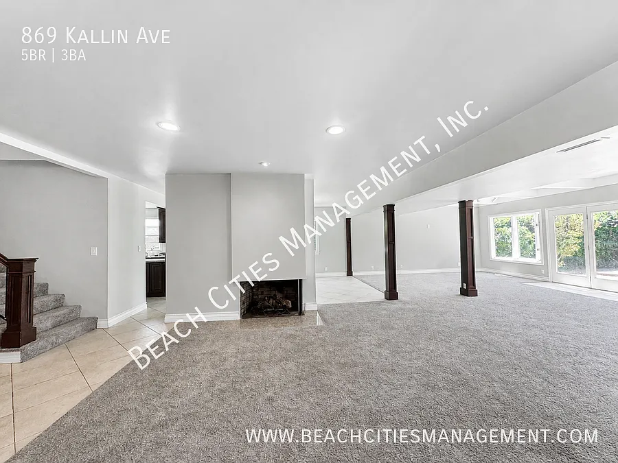 Huge 5-Bedroom, 3 Bath Two-Story House with Central AC! — Photo 3