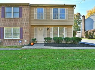 4250 Candlelight Dr SE, Warren, OH