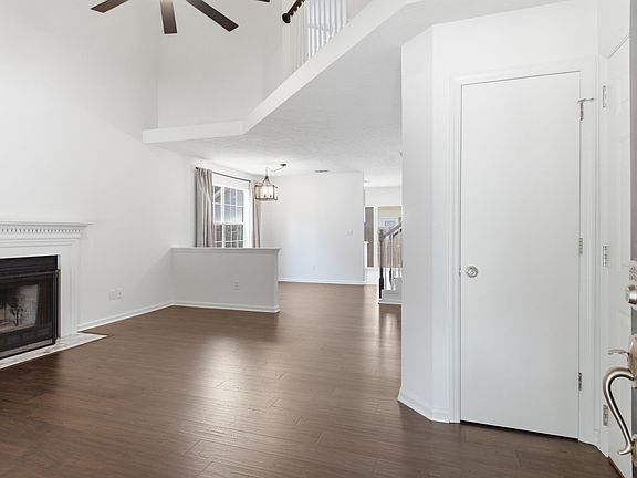 4th image of 403 Reigh Ct