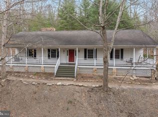 232 Oakmont Estates Dr, Franklin, WV 26807